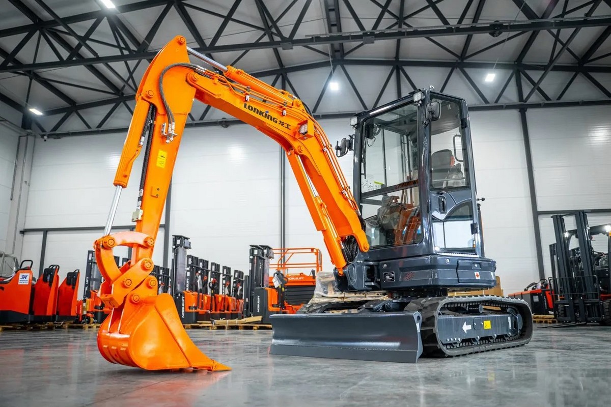 Аренда мини-экскаватора Lonking 2,65 т (Мини-экскаватор Lonking CDM6025) с оператором в Минске и Минской области